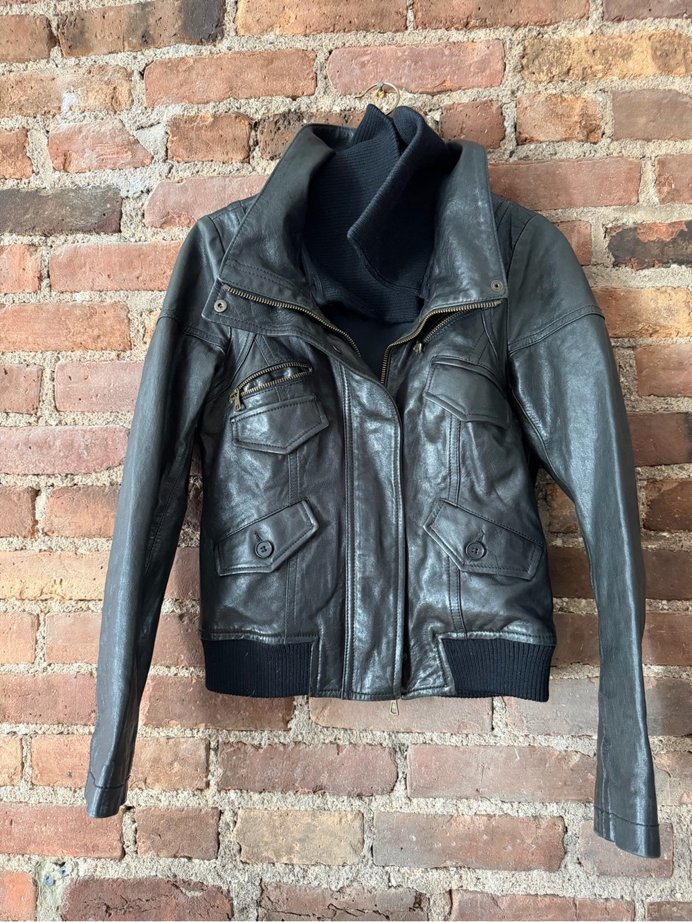 Theory ROCK NYREEL Black Leather Moto Jacket Size S Made in Italy